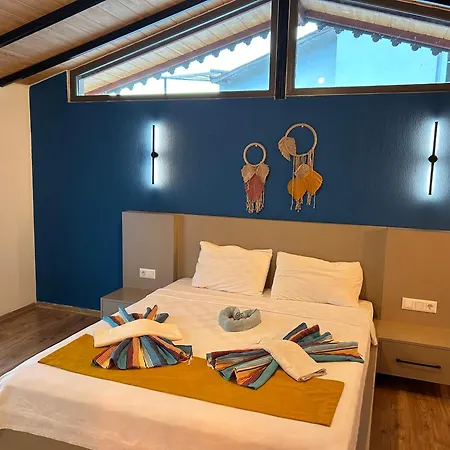 Mirena 2 Vakantiehuis Kaş